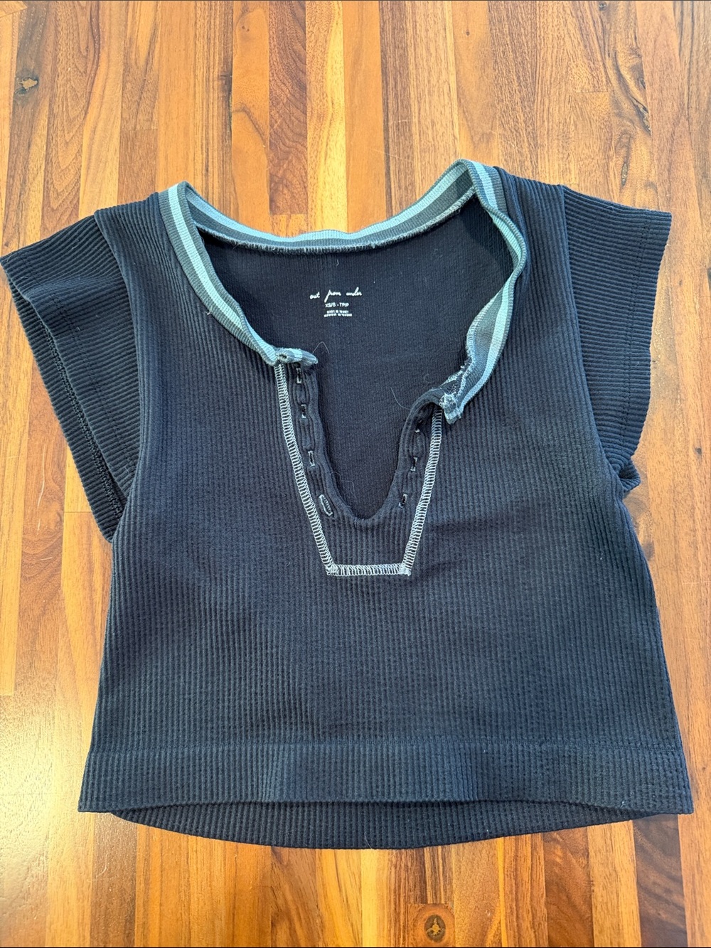 Out From Under Crop T-Shirt | Size XS
